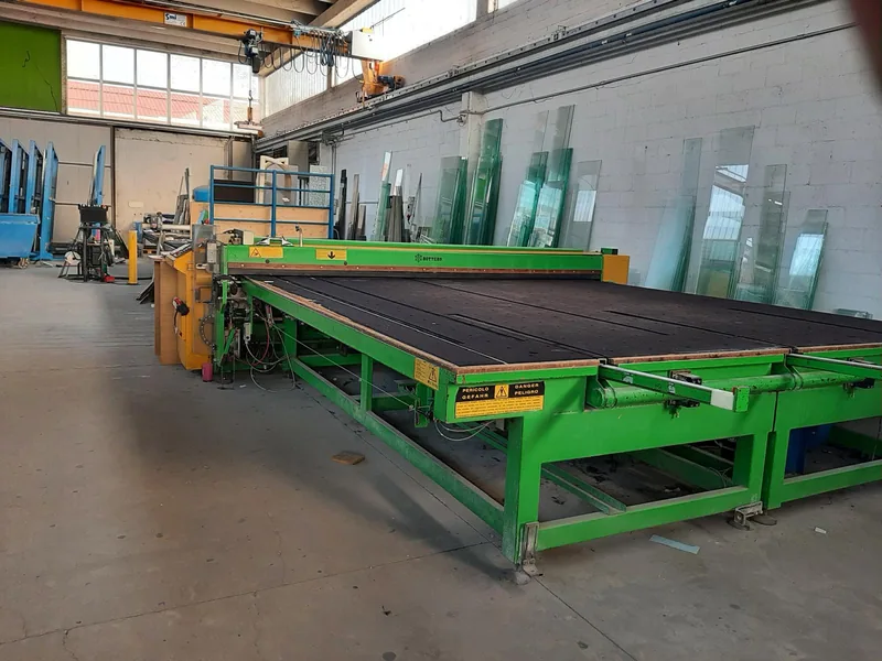 Tavolo di taglio nel laboratorio